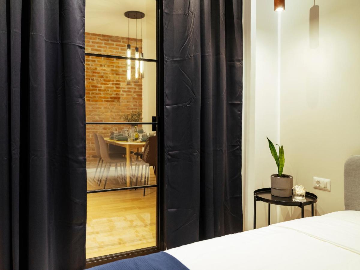 Bright 3Br Flat - Top Location - Green View Balcony Bucureşti Ngoại thất bức ảnh