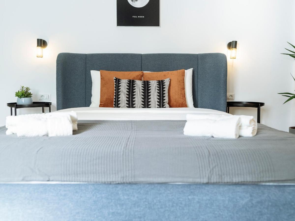 Bright 3Br Flat - Top Location - Green View Balcony Bucureşti Ngoại thất bức ảnh