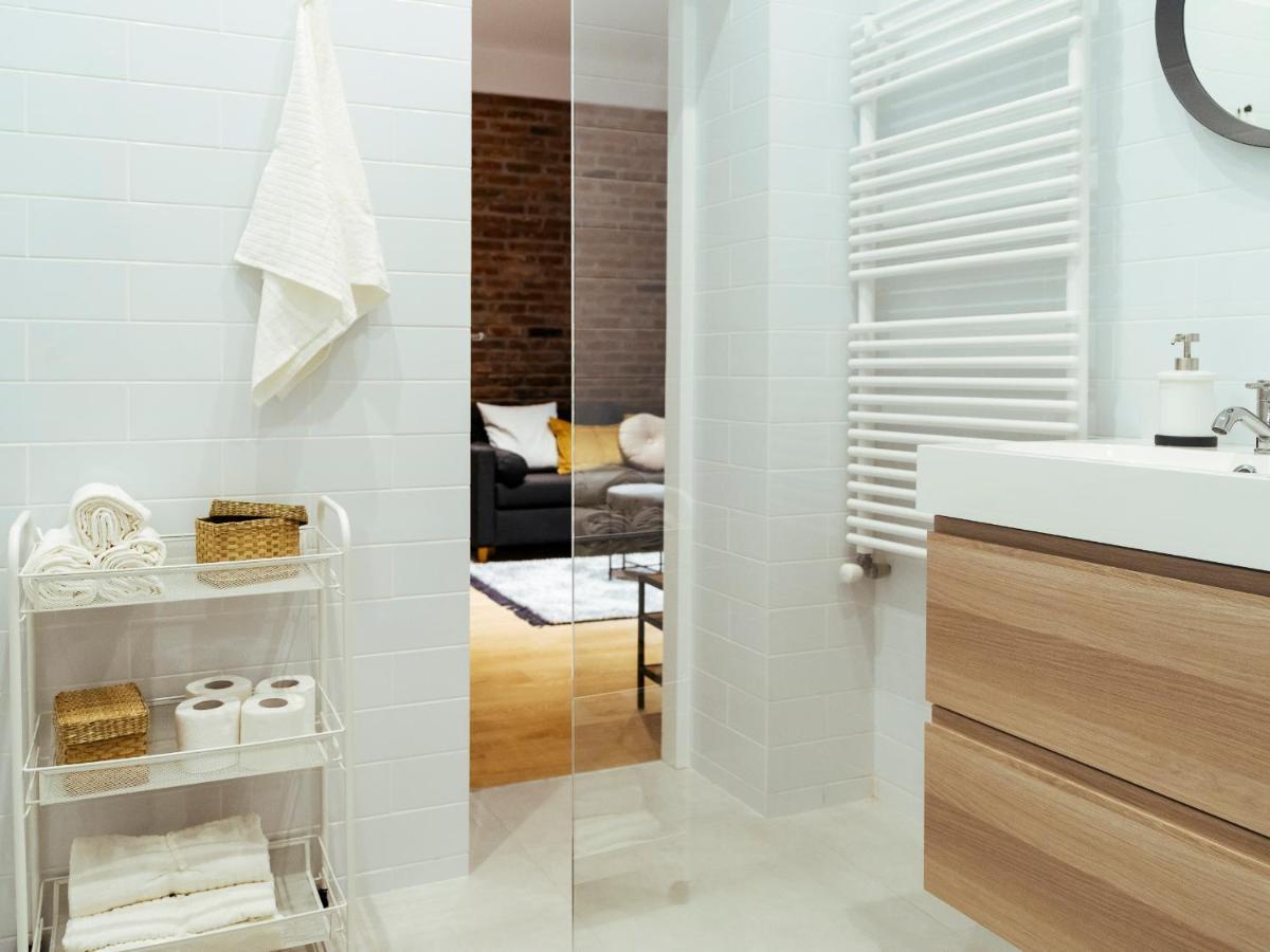Bright 3Br Flat - Top Location - Green View Balcony Bucureşti Ngoại thất bức ảnh