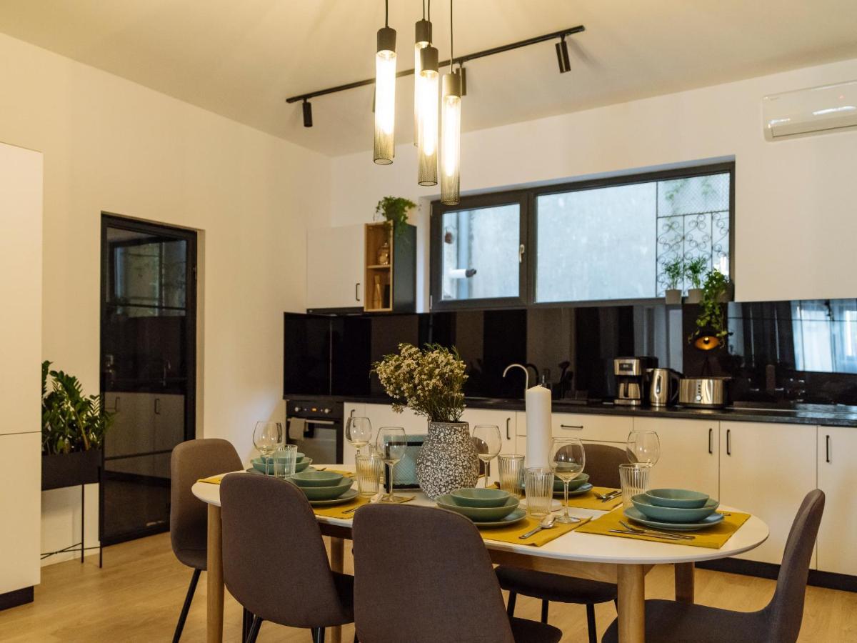 Bright 3Br Flat - Top Location - Green View Balcony Bucureşti Ngoại thất bức ảnh