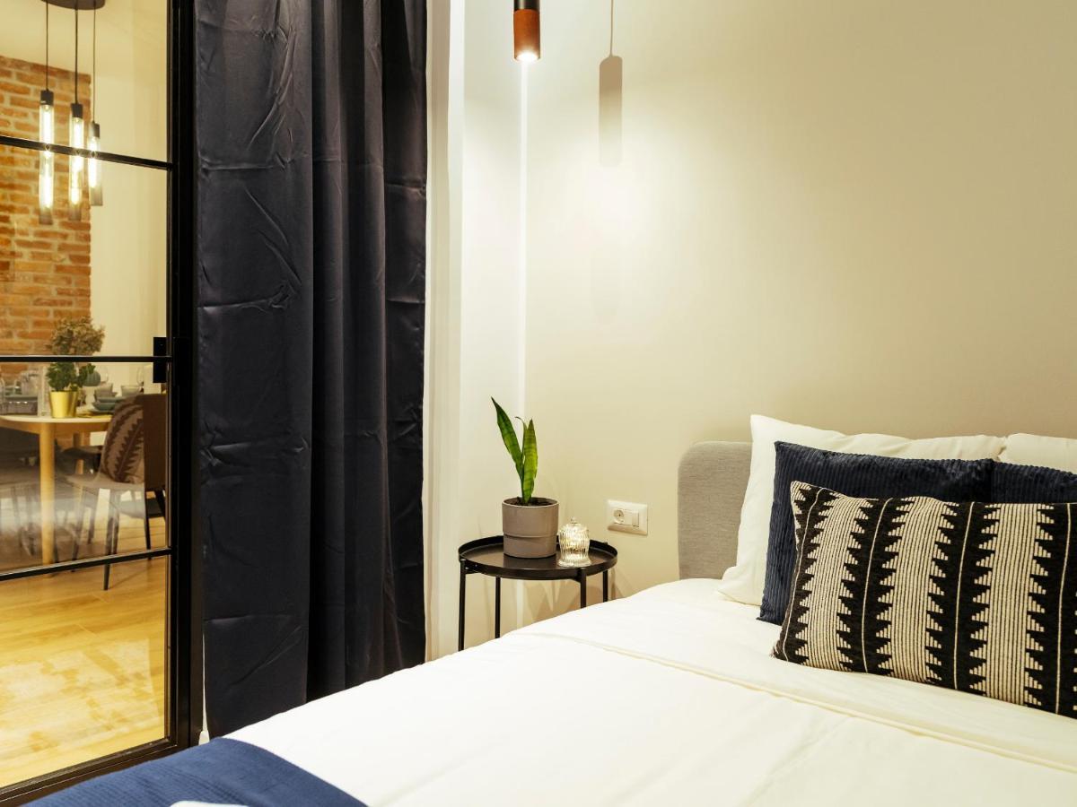 Bright 3Br Flat - Top Location - Green View Balcony Bucureşti Ngoại thất bức ảnh