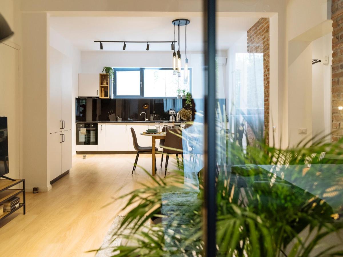 Bright 3Br Flat - Top Location - Green View Balcony Bucureşti Ngoại thất bức ảnh