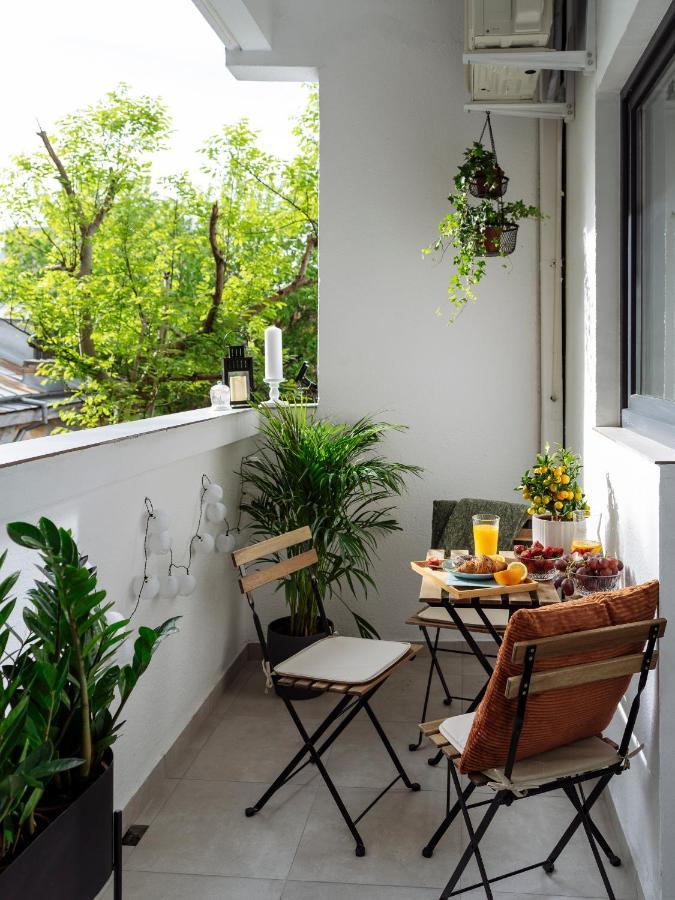 Bright 3Br Flat - Top Location - Green View Balcony Bucureşti Ngoại thất bức ảnh